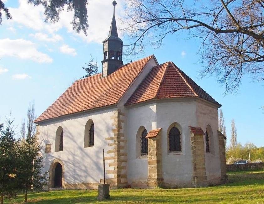 Kostel_sv._Jiljí_(Rakovník)_pohled_jihovýchodní (1)