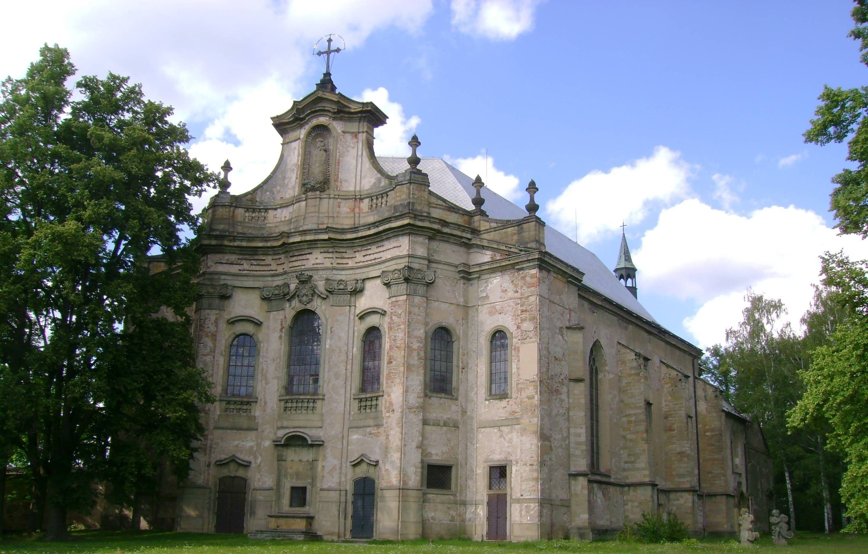 Rychnov-nad-Kněžnou-kostel-Nejsv-Trojice2012a (1)