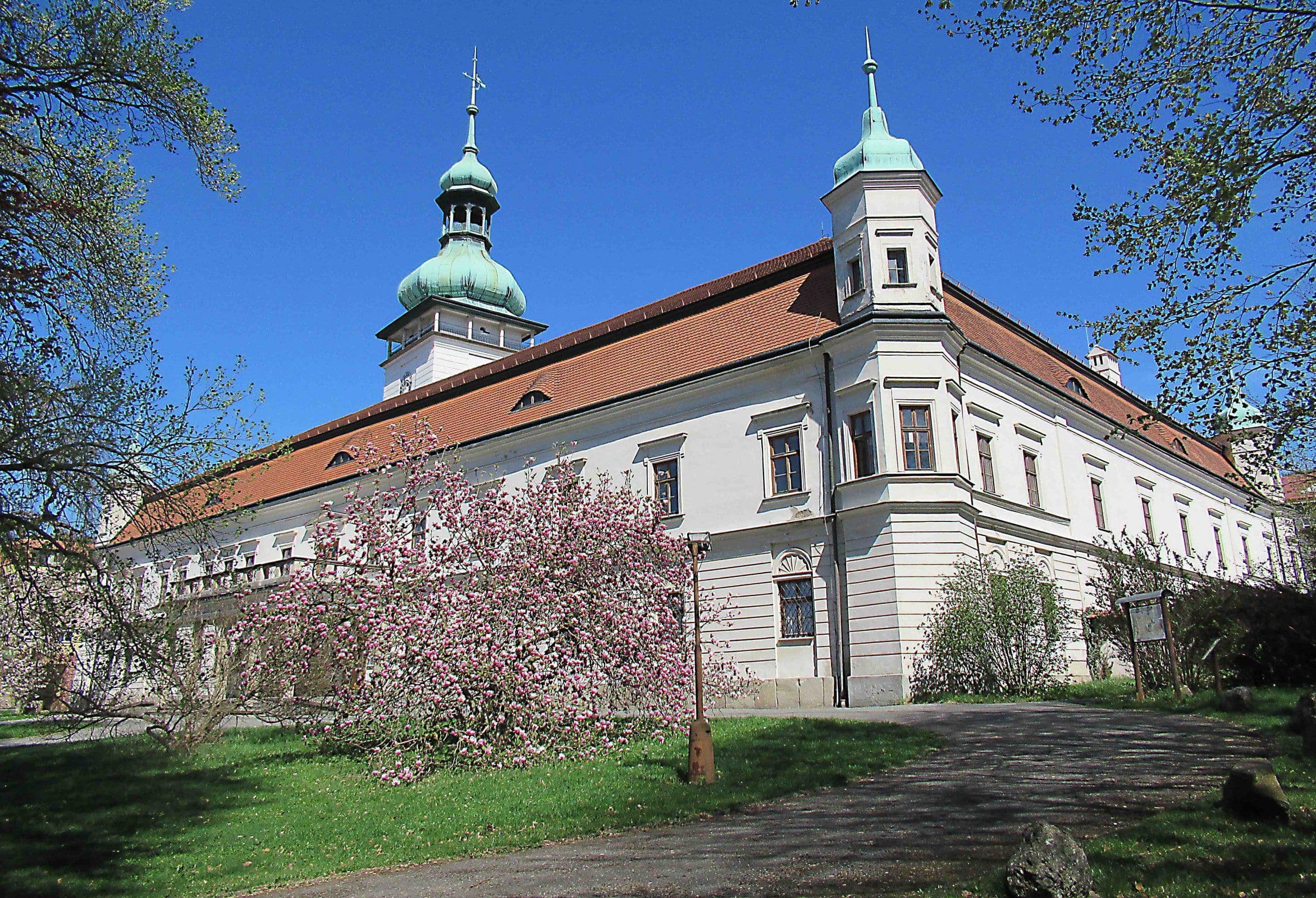 vsetin-expozice-na-zamku-seninka-090